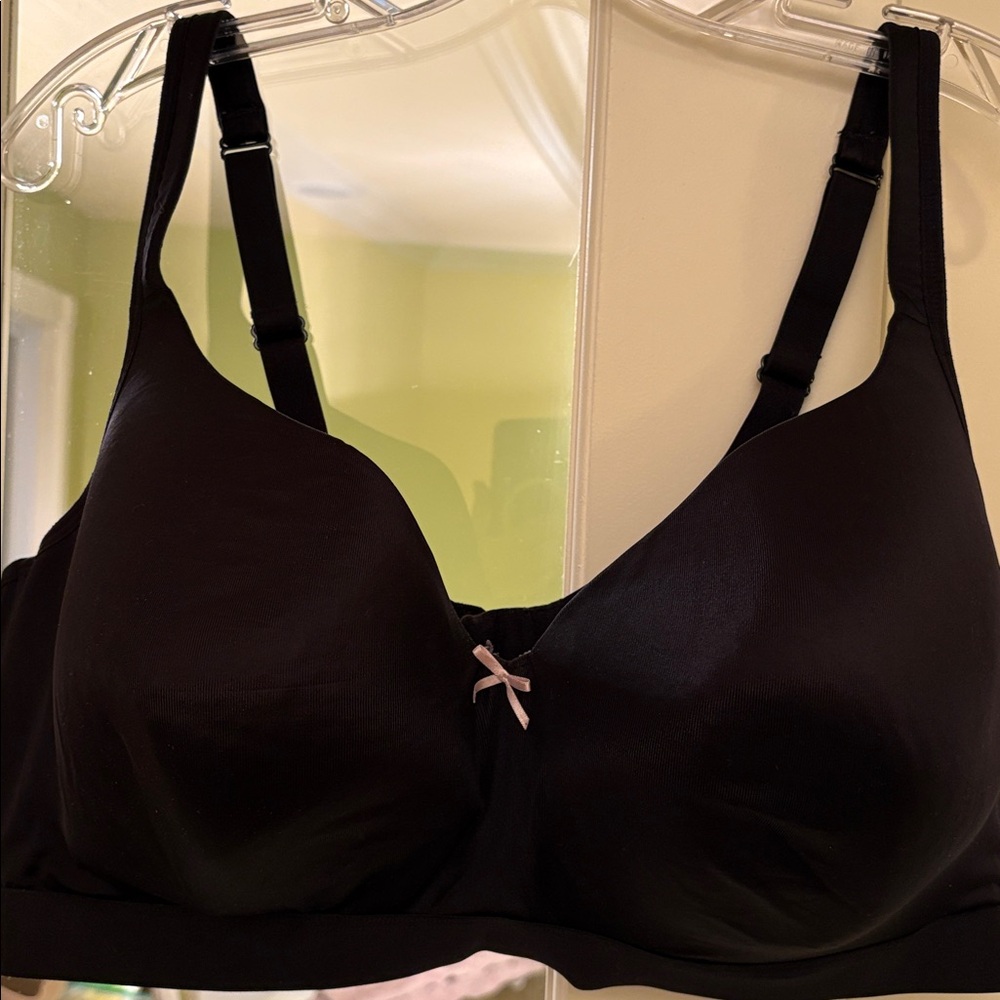 44DDD Cacique Black Padded Wireless smooth  underwire bra white bow accent